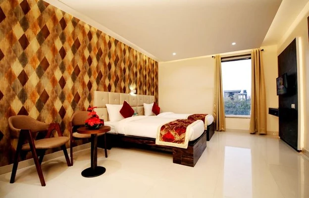 flexible hotel booking in pinnacle by 1589 hotels lucknow
